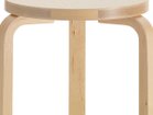【アルテック/artek / GOODS】のForest Collection STOOL 60 WILD BIRCH / フォレストシリーズ スツール 60 ワイルドバーチ 「スツール 60 ワイルドバーチ」に見られる特徴|昆虫による跡|ID: prp329100003756017 ipo3291000000035157816