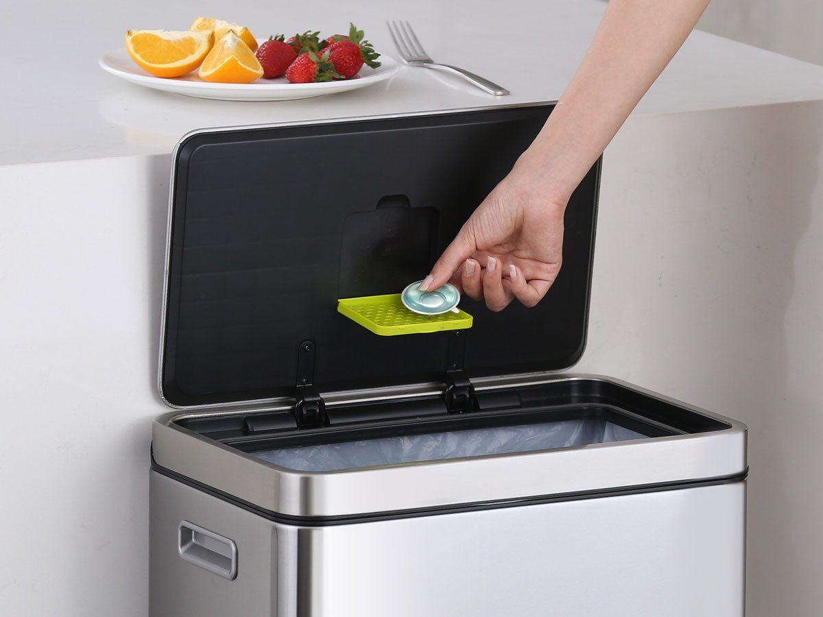 【イーケーオー/EKO / GOODS】のX CUBE STEP BIN / エックスキューブ ステップビン 20L インテリア・キッズ・メンズ・レディースファッション・服の通販 founy(ファニー) 　送料無料　Free Shipping　インナー　Innerwear　シリコン　Silicone, Silicone Material　フィット　Fit, Slim Fit　フレーム　Frame, Outline　ボックス　Boxy, Box Shape　抗菌　Antibacterial, Bacteria-Resistant　洗える　Machine Washable　ホーム・キャンプ・アウトドア・お取り寄せ　Home Living / Home & Lifestyle / Camping Gear / Outdoor Camping　家具・インテリア　Home Furniture & Interior. Stylish & Functional Living Spaces　その他 インテリア雑貨、家具　Home Decor & Furniture Extras　参考イメージ|ID: prp329100003757746 ipo3291000000030236468