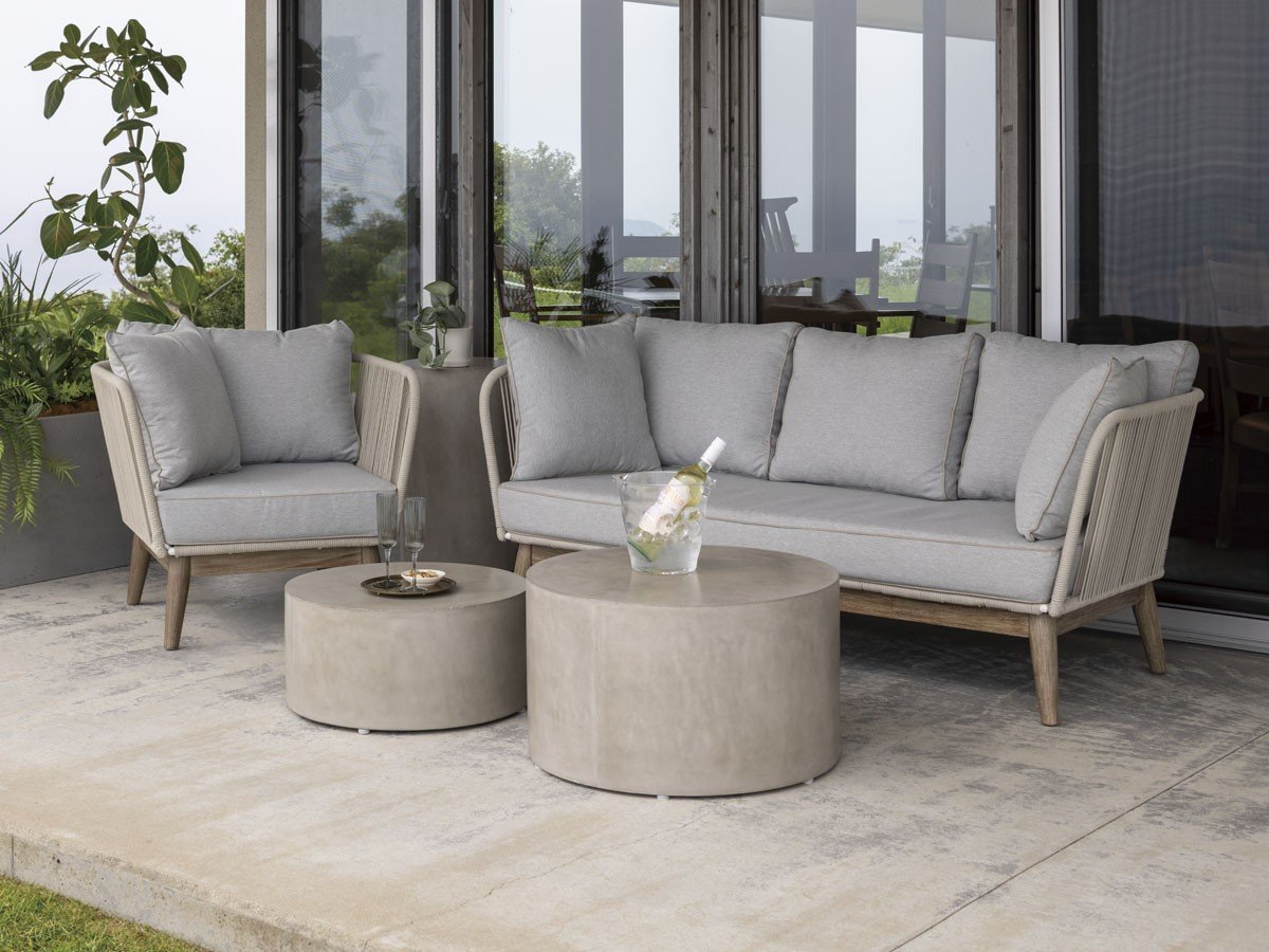 【サベリ/SaVeri / GOODS】のDelano Round Lounge Table / デラノ ラウンドラウンジテーブル 580 人気、トレンドファッション・服の通販 founy(ファニー) 　送料無料　Free Shipping　グラス　Glass, Eyewear　テーブル　Table, Dining Table　モダン　Modern, Contemporary　ラウンド　Round, Round Neck　ホーム・キャンプ・アウトドア・お取り寄せ　Home Living / Home & Lifestyle / Camping Gear / Outdoor Camping　家具・インテリア　Home Furniture & Interior. Stylish & Functional Living Spaces　テーブル　Dining, Coffee & Side Tables　ローテーブル・センターテーブル　Coffee & Center Tables　other-2|ID: prp329100003767745 ipo3291000000031483399