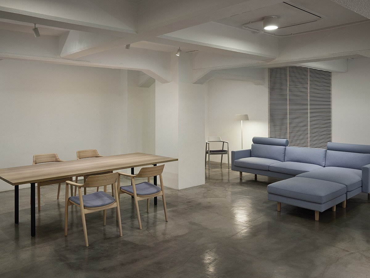 【ヒロシマ/HIROSHIMA / GOODS】のArm Chair / アームチェア 板座(アッシュ) インテリア・キッズ・メンズ・レディースファッション・服の通販 founy(ファニー) 　コレクション　Collection, Seasonal Line　送料無料　Free Shipping　ホーム・キャンプ・アウトドア・お取り寄せ　Home Living / Home & Lifestyle / Camping Gear / Outdoor Camping　家具・インテリア　Home Furniture & Interior. Stylish & Functional Living Spaces　チェア・椅子　Seating & Chairs　ダイニングチェア・木製チェア　Dining Chairs　ホーム・キャンプ・アウトドア・お取り寄せ　Home Living / Home & Lifestyle / Camping Gear / Outdoor Camping　家具・インテリア　Home Furniture & Interior. Stylish & Functional Living Spaces　チェア・椅子　Seating & Chairs　アームチェア・アクセントチェア　Armchairs & Accent Chairs　Copyright:Nacása & Partners Inc.Photog|ID: prp329100003782407 ipo3291000000035616608