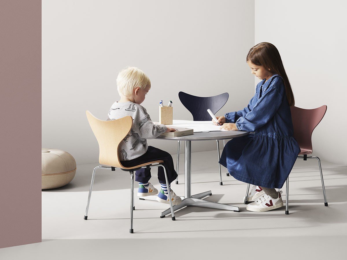 【フリッツ ハンセン/FRITZ HANSEN / GOODS】のLILY CHILDREN S CHAIR / リリー 子供用チェア 人気、トレンドファッション・服の通販 founy(ファニー) 　送料無料　Free Shipping　おすすめ　Recommended / Our Picks　ベビー　Baby, Babywear　ホーム・キャンプ・アウトドア・お取り寄せ　Home Living / Home & Lifestyle / Camping Gear / Outdoor Camping　家具・インテリア　Home Furniture & Interior. Stylish & Functional Living Spaces　キッズ家具　Children's Furniture & Storage　キッズチェア・ベビーチェア・子供椅子　Kids Chair / Baby High Chair / Toddler Seat　other-5|ID: prp329100003786725 ipo3291000000031483103