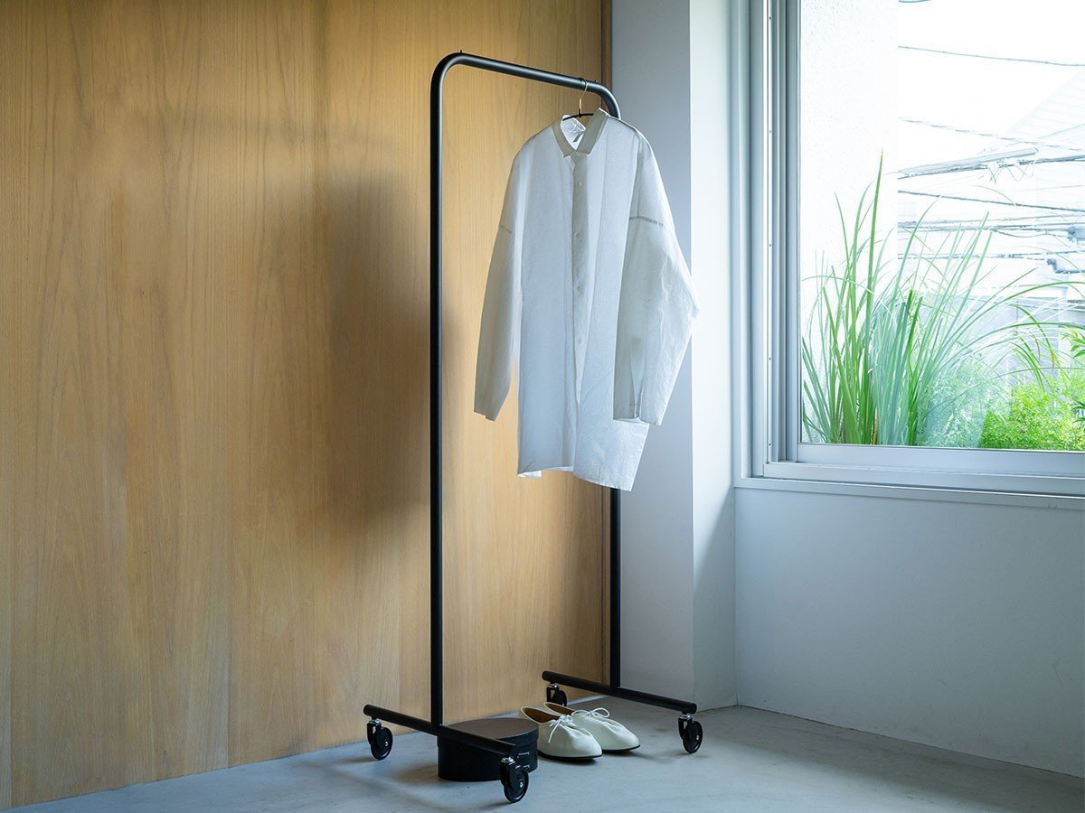 【モヘイム/MOHEIM / GOODS】のHANGER RACK 600 / ハンガーラック 幅60cm 人気、トレンドファッション・服の通販 founy(ファニー) 　送料無料　Free Shipping　シンプル　Simple, Minimal　ホーム・キャンプ・アウトドア・お取り寄せ　Home Living / Home & Lifestyle / Camping Gear / Outdoor Camping　家具・インテリア　Home Furniture & Interior. Stylish & Functional Living Spaces　その他 インテリア雑貨、家具　Home Decor & Furniture Extras　other-3|ID: prp329100003838263 ipo3291000000031479461