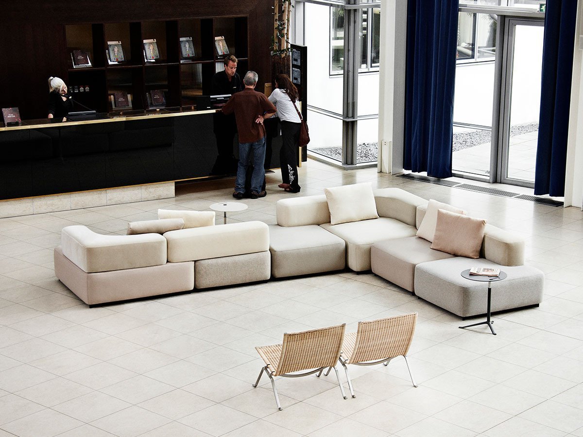 【フリッツ ハンセン/FRITZ HANSEN / GOODS】のALPHABET SOFA SERIES / アルファベットソファシリーズ 4シーターソファ PL300-4 インテリア・キッズ・メンズ・レディースファッション・服の通販 founy(ファニー) 　クッション　Cushion　ファブリック　Fabric　おすすめ　Recommend　ホーム・キャンプ・アウトドア・お取り寄せ　Home,Garden,Outdoor,Camping Gear　家具・インテリア　Furniture　ソファー　Sofa　参考イメージ|ID: prp329100003866369 ipo3291000000030211668
