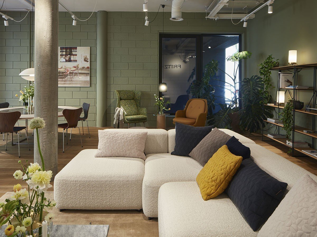【フリッツ ハンセン/FRITZ HANSEN / GOODS】のALPHABET SOFA SERIES / アルファベットソファシリーズ 4シーターソファ PL300-3 人気、トレンドファッション・服の通販 founy(ファニー) 　クッション　Cushion　ファブリック　Fabric　おすすめ　Recommend　ホーム・キャンプ・アウトドア・お取り寄せ　Home,Garden,Outdoor,Camping Gear　家具・インテリア　Furniture　ソファー　Sofa　other-3|ID: prp329100003866370 ipo3291000000031481939