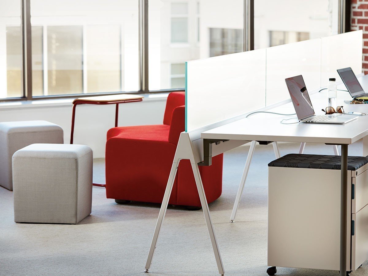 【ノルオフィス/Knoll Office / GOODS】のToboggan Pull Up Table / トボガン プルアップテーブル メラミン天板 インテリア・キッズ・メンズ・レディースファッション・服の通販 founy(ファニー) 　送料無料　Free Shipping　テーブル　Table　ビジネス 仕事 通勤　Business　ホーム・キャンプ・アウトドア・お取り寄せ　Home,Garden,Outdoor,Camping Gear　家具・インテリア　Home Furniture & Interior. Stylish & Functional Living Spaces　チェア・椅子　Chair　スツール　Stool　ホーム・キャンプ・アウトドア・お取り寄せ　Home,Garden,Outdoor,Camping Gear　家具・インテリア　Home Furniture & Interior. Stylish & Functional Living Spaces　テーブル　Table　サイドテーブル・小テーブル　Side Table/Small Table　参考イメージ|ID: prp329100003874482 ipo3291000000032500794