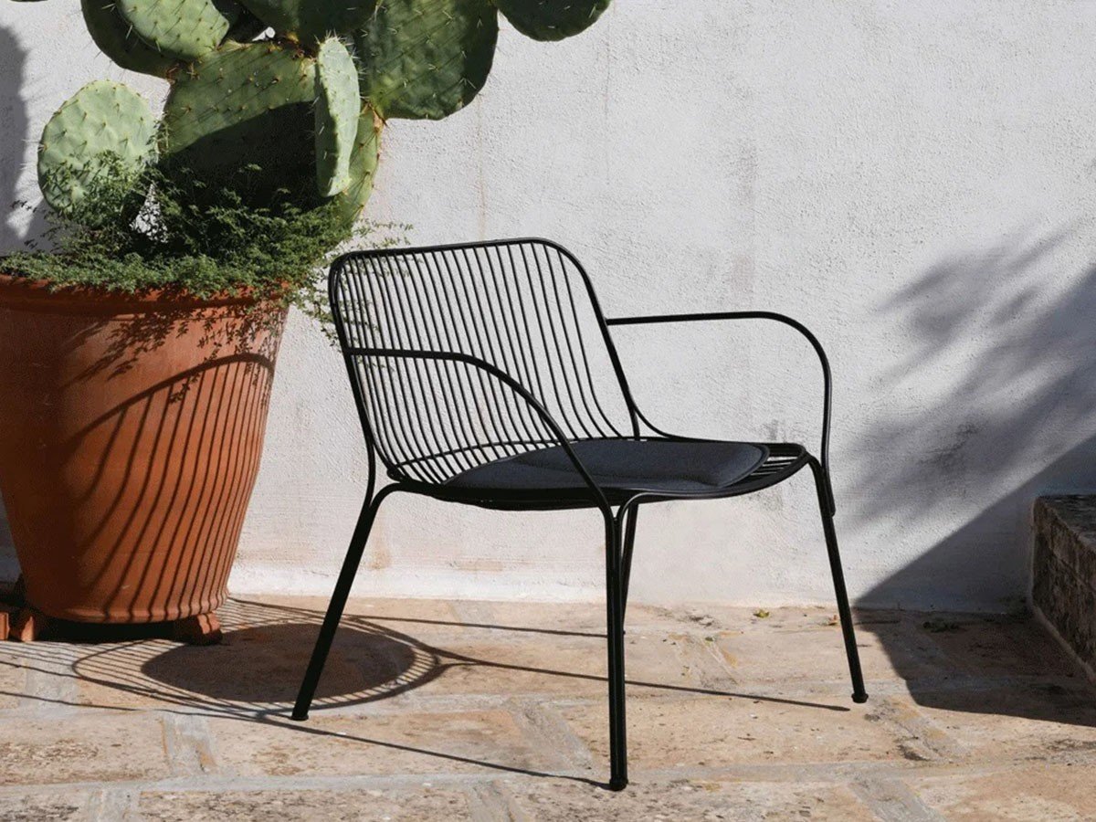 【カルテル/Kartell / GOODS】のHIRAY ARMCHAIR / ハイレイ アームチェア インテリア・キッズ・メンズ・レディースファッション・服の通販 founy(ファニー) 　送料無料　Free Shipping　シンプル　Simple, Minimal　フォルム　Silhouette, Form　モダン　Modern, Contemporary　ワイヤー　Wire, Wired Bra　別売りで専用クッションを展開しています。|ID: prp329100003897964 ipo3291000000035325754