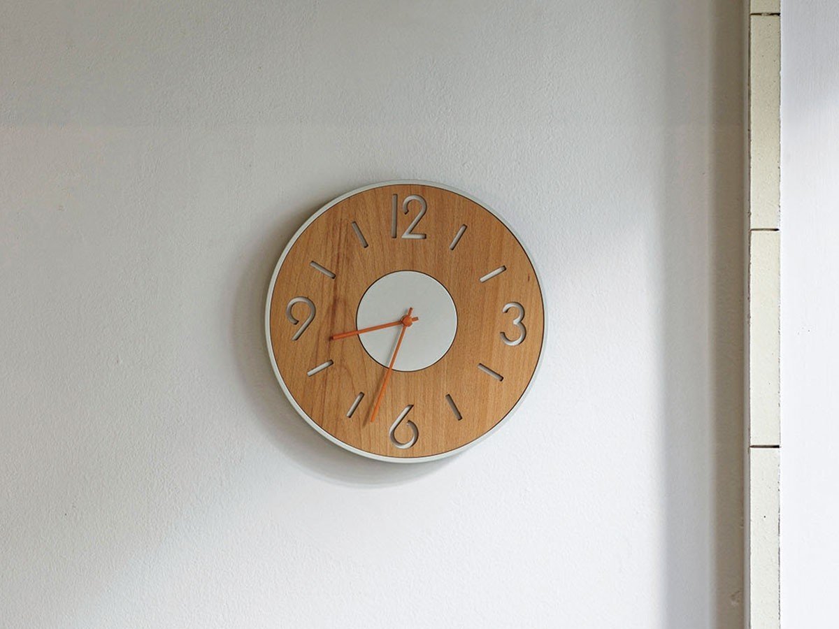 【フライミーパーラー/FLYMEe Parlor / GOODS】のWall Clock / ウォールクロック #116231 人気、トレンドファッション・服の通販 founy(ファニー) 　ウッド　Wooden Design　オレンジ　Orange　ビビッド　Vivid, Bright Tone　プレート　Plate, Dish　時計　Watch, Wristwatch　ホーム・キャンプ・アウトドア・お取り寄せ　Home Living / Home & Lifestyle / Camping Gear / Outdoor Camping　家具・インテリア　Home Furniture & Interior. Stylish & Functional Living Spaces　その他 インテリア雑貨、家具　Home Decor & Furniture Extras　other-5|ID: prp329100003899270 ipo3291000000031479997