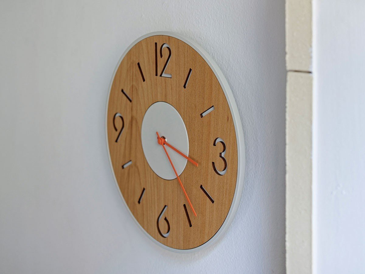 【フライミーパーラー/FLYMEe Parlor / GOODS】のWall Clock / ウォールクロック #116231 人気、トレンドファッション・服の通販 founy(ファニー) 　ウッド　Wooden Design　オレンジ　Orange　ビビッド　Vivid, Bright Tone　プレート　Plate, Dish　時計　Watch, Wristwatch　ホーム・キャンプ・アウトドア・お取り寄せ　Home Living / Home & Lifestyle / Camping Gear / Outdoor Camping　家具・インテリア　Home Furniture & Interior. Stylish & Functional Living Spaces　その他 インテリア雑貨、家具　Home Decor & Furniture Extras　other-6|ID: prp329100003899270 ipo3291000000031480000