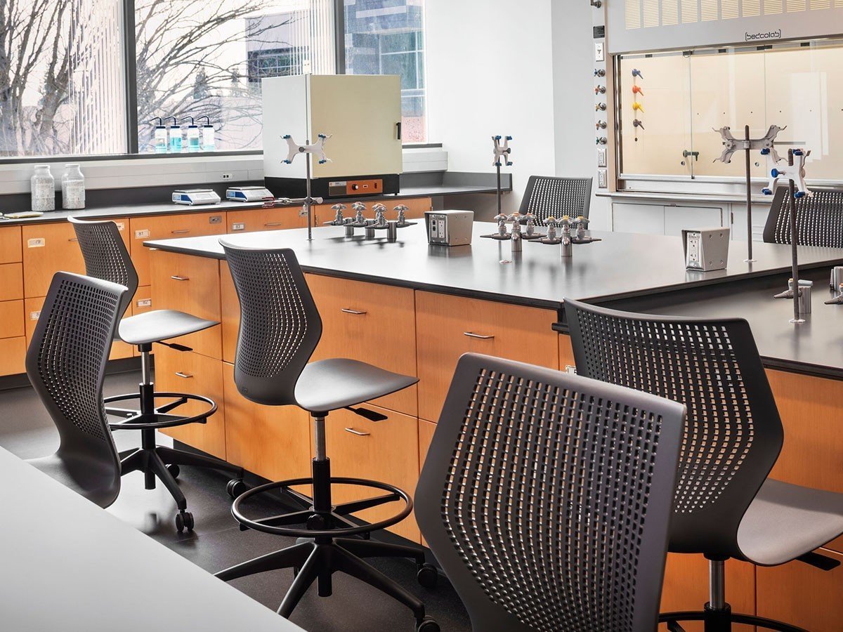 【ノルオフィス/Knoll Office / GOODS】のMultiGeneration High Task Chair / マルチジェネレーション ハイタスクチェア 固定肘 インテリア・キッズ・メンズ・レディースファッション・服の通販 founy(ファニー) 　送料無料　Free Shipping　メッシュ　Mesh　ワーク　Work　ホーム・キャンプ・アウトドア・お取り寄せ　Home,Garden,Outdoor,Camping Gear　家具・インテリア　Home Furniture & Interior. Stylish & Functional Living Spaces　チェア・椅子　Chair　オフィスチェア・デスクチェア　Office Chair/Desk Chair　ホーム・キャンプ・アウトドア・お取り寄せ　Home,Garden,Outdoor,Camping Gear　家具・インテリア　Home Furniture & Interior. Stylish & Functional Living Spaces　チェア・椅子　Chair　カウンターチェア・ハイスツール　Counter Chair/High Stool　参考イメージ|ID: prp329100003900355 ipo3291000000032501000