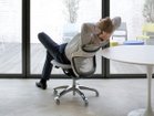 【ノルオフィス/Knoll Office / GOODS】のGeneration Chair / ジェネレーション チェア 肘なし 人気、トレンドファッション・服の通販 founy(ファニー) ストレッチ Stretch デスク Desk パターン Pattern フォーマル Formal フレーム Flame ワーク Work 送料無料 Free Shipping ビジネス 仕事 通勤 Business ホーム・キャンプ・アウトドア・お取り寄せ Home,Garden,Outdoor,Camping Gear 家具・インテリア Home Furniture & Interior. Stylish & Functional Living Spaces チェア・椅子 Chair オフィスチェア・デスクチェア Office Chair/Desk Chair thumbnail ダイナミックサスペンション機能|体重に合わせてロッキング強度が自動調整されます。|ID: prp329100003900357 ipo3291000000032500656