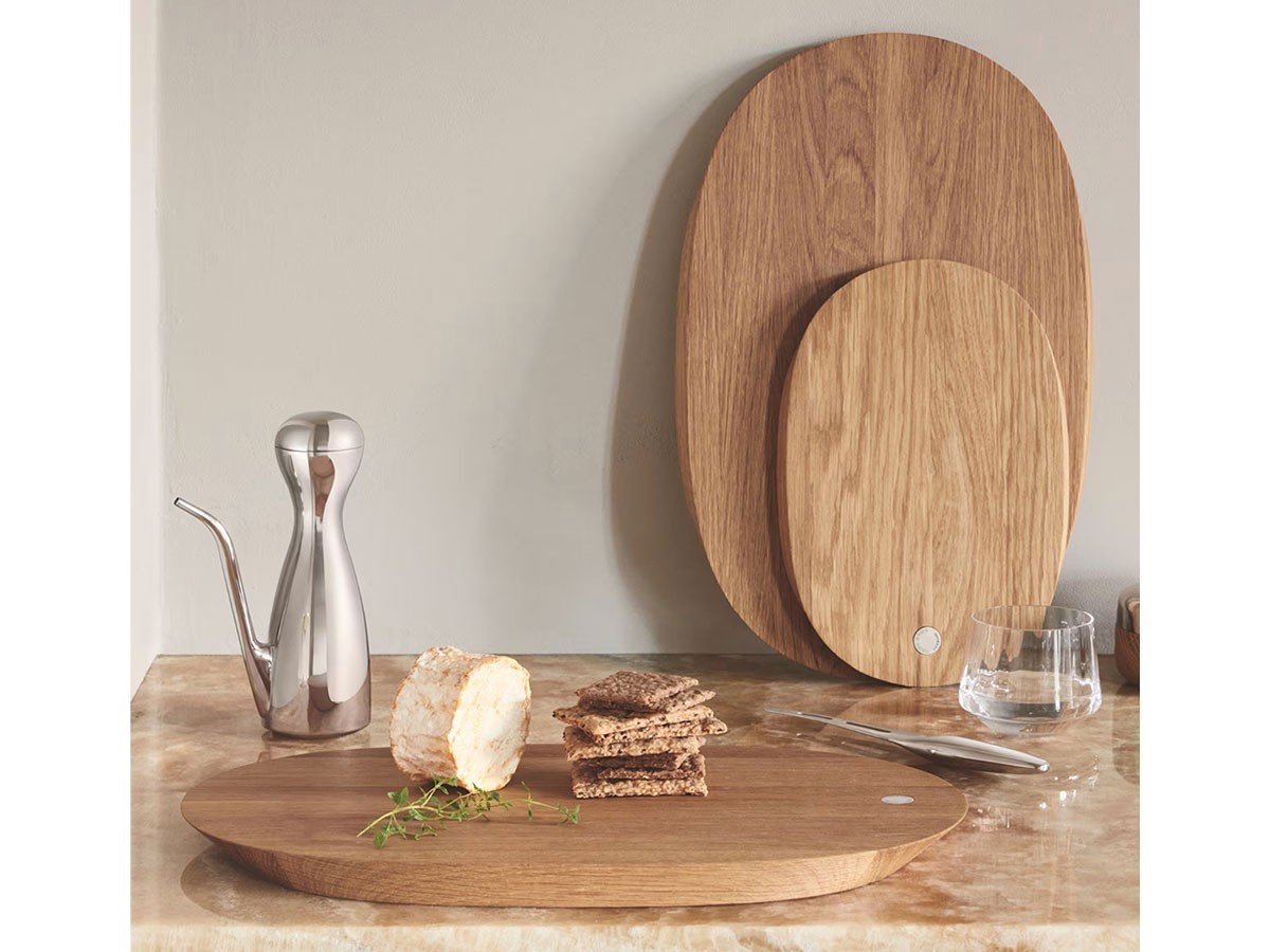 【ジョージ ジェンセン/GEORG JENSEN / GOODS】のALFREDO CUTTING BOARD SMALL / アルフレド カッティングボード スモール インテリア・キッズ・メンズ・レディースファッション・服の通販 founy(ファニー) 　送料無料　Free Shipping　エレガント 上品　Elegant　オーバル　Oval　カッティング　Cutting　シェイプ　Shape　ホーム・キャンプ・アウトドア・お取り寄せ　Home,Garden,Outdoor,Camping Gear　キッチン・ダイニング　Kitchen Dining　キッチン収納　Kitchen　シリーズでサイズ違いを展開しています。|ID: prp329100003900388 ipo3291000000030201978