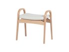 【秋田木工/Akimoku / GOODS】のStool No.202-H / 立ち上がり椅子 No.202-H ブナ材 張地:BE(PVC)、フレームナチュラル NA|ID: prp329100003907676 ipo3291000000034104488
