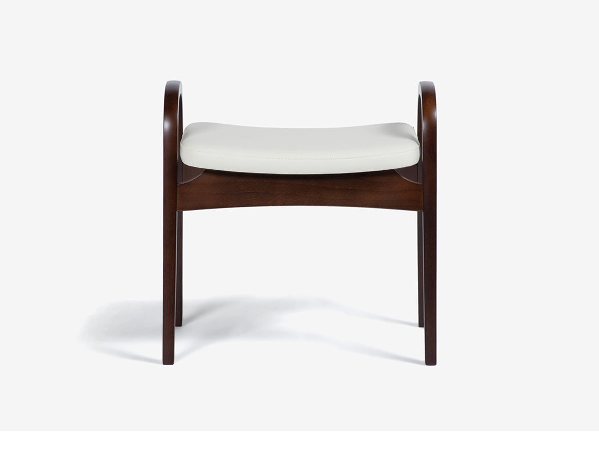 【秋田木工/Akimoku / GOODS】のStool No.202-H / 立ち上がり椅子 No.202-H ブナ材 インテリア・キッズ・メンズ・レディースファッション・服の通販 founy(ファニー) 　送料無料　Free Shipping　おすすめ　Recommended / Our Picks　シンプル　Simple, Minimal　軽量　Lightweight, Ultra Light　ホーム・キャンプ・アウトドア・お取り寄せ　Home Living / Home & Lifestyle / Camping Gear / Outdoor Camping　家具・インテリア　Home Furniture & Interior. Stylish & Functional Living Spaces　チェア・椅子　Seating & Chairs　スツール・バースツール　Stools & Bar Stools　張地:BE(PVC)、フレームウォールナット WN|ID: prp329100003907676 ipo3291000000034104489