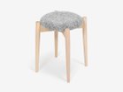 【秋田木工/Akimoku / GOODS】のLYKKE STOOL / リュッケ スツール 張地:ブラッシュ5(ブラッシュ)、フレーム白木塗装|ID: prp329100003907682 ipo3291000000033395360