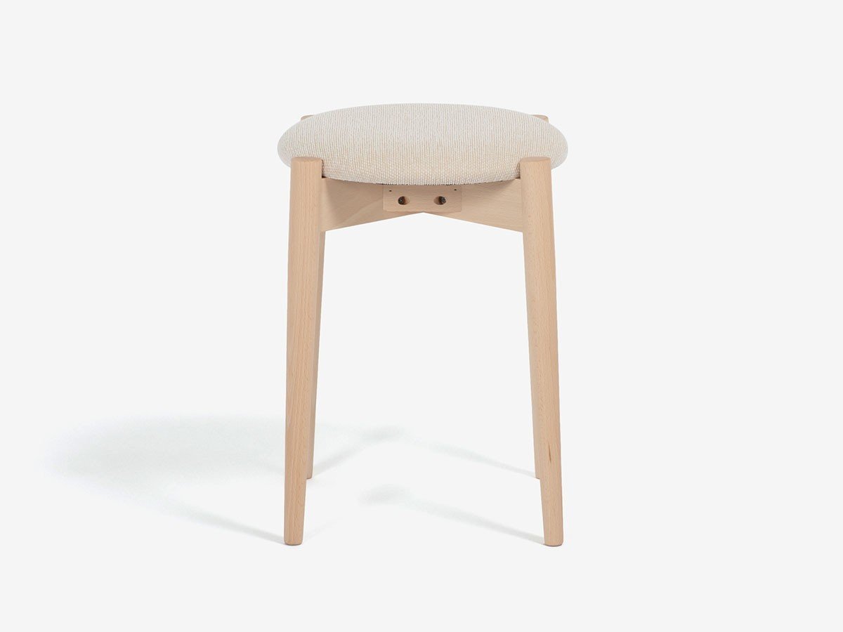 【秋田木工/Akimoku / GOODS】のLYKKE STOOL / リュッケ スツール インテリア・キッズ・メンズ・レディースファッション・服の通販 founy(ファニー) 　送料無料　Free Shipping　テーブル　Table, Dining Table　ホーム・キャンプ・アウトドア・お取り寄せ　Home Living / Home & Lifestyle / Camping Gear / Outdoor Camping　家具・インテリア　Home Furniture & Interior. Stylish & Functional Living Spaces　チェア・椅子　Seating & Chairs　スツール・バースツール　Stools & Bar Stools　張地:7341(デクレア2)、フレーム白木塗装|ID: prp329100003907682 ipo3291000000033395361
