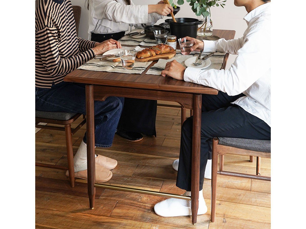 【エクリュクス/ecruxe / GOODS】のEPI DINING TABLE 1200 / エピ ダイニングテーブル 幅120cm(ウォールナット) 人気、トレンドファッション・服の通販 founy(ファニー) 　アンティーク　Antique-Inspired　クラシカル　Classical, Vintage-Inspired　コンパクト　Compact, Small Size　スリム　Slim, Slim Fit　テーブル　Table, Dining Table　バランス　Balance, Style Balance　送料無料　Free Shipping　ホーム・キャンプ・アウトドア・お取り寄せ　Home Living / Home & Lifestyle / Camping Gear / Outdoor Camping　家具・インテリア　Home Furniture & Interior. Stylish & Functional Living Spaces　テーブル　Dining, Coffee & Side Tables　ダイニングテーブル・食卓テーブル　Dining Tables　other-5|ID: prp329100003908841 ipo3291000000031479190