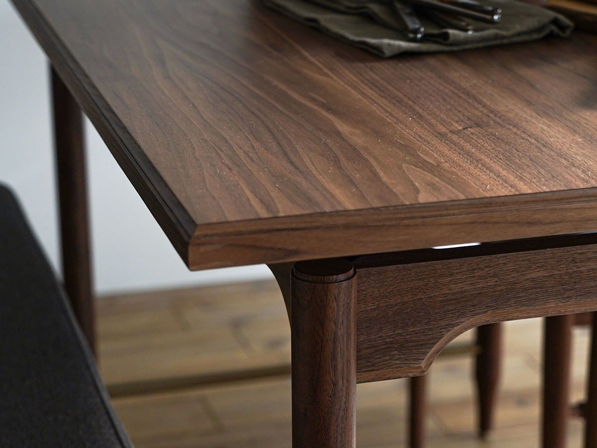 【エクリュクス/ecruxe / GOODS】のEPI DINING TABLE 1200 / エピ ダイニングテーブル 幅120cm(ウォールナット) 人気、トレンドファッション・服の通販 founy(ファニー) 　アンティーク　Antique-Inspired　クラシカル　Classical, Vintage-Inspired　コンパクト　Compact, Small Size　スリム　Slim, Slim Fit　テーブル　Table, Dining Table　バランス　Balance, Style Balance　送料無料　Free Shipping　ホーム・キャンプ・アウトドア・お取り寄せ　Home Living / Home & Lifestyle / Camping Gear / Outdoor Camping　家具・インテリア　Home Furniture & Interior. Stylish & Functional Living Spaces　テーブル　Dining, Coffee & Side Tables　ダイニングテーブル・食卓テーブル　Dining Tables　other-6|ID: prp329100003908841 ipo3291000000031479191