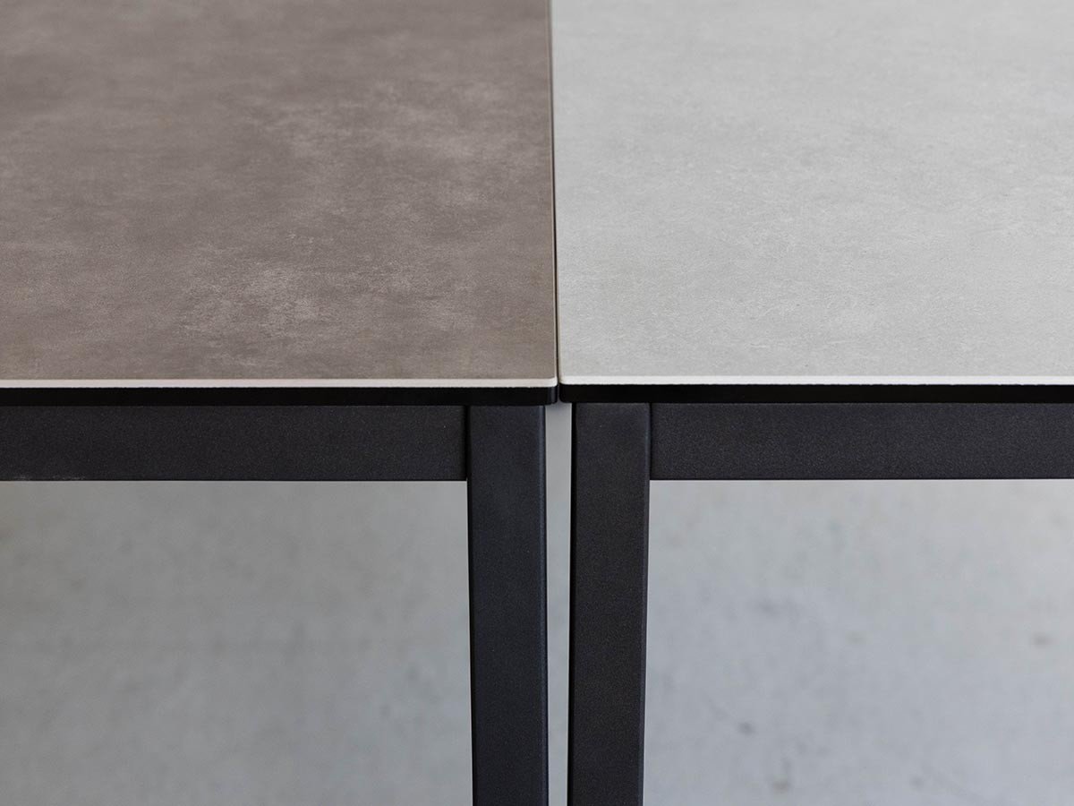 【ノル/NOR / CRASH GATE / GOODS】のMOLDA DINING TABLE / モルダ ダイニングテーブル 幅150cm インテリア・キッズ・メンズ・レディースファッション・服の通販 founy(ファニー) 　テーブル　Table　バランス　Balance　モダン　Modern　エレガント 上品　Elegant　皿　Dish　ホーム・キャンプ・アウトドア・お取り寄せ　Home,Garden,Outdoor,Camping Gear　家具・インテリア　Furniture　テーブル　Table　ダイニングテーブル　Dining Table　左:ダークグレー、右:ライトグレー|ID: prp329100003981109 ipo3291000000026261979