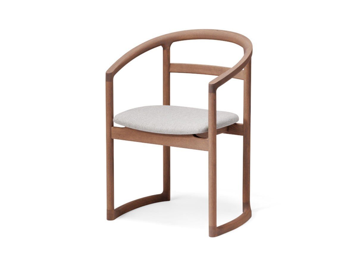 【平田椅子製作所/Hirata Chair / GOODS】のNUAN / ニュアン インテリア・キッズ・メンズ・レディースファッション・服の通販 founy(ファニー) 　送料無料　Free Shipping　フォルム　Silhouette, Form　フレーム　Frame, Outline　ホーム・キャンプ・アウトドア・お取り寄せ　Home Living / Home & Lifestyle / Camping Gear / Outdoor Camping　家具・インテリア　Home Furniture & Interior. Stylish & Functional Living Spaces　チェア・椅子　Seating & Chairs　ダイニングチェア・木製チェア　Dining Chairs　張地:メリット by Maharam 001、フレーム:レッドオーク(マッドブラウン)|ID: prp329100004002794 ipo3291000000034536749