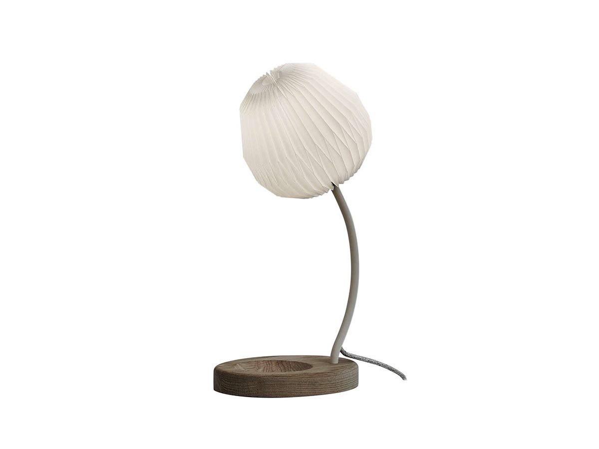 【レ クリント/LE KLINT / GOODS】のBOUQUET TABLE LAMP 330 / ブーケ テーブルランプ 330 人気、トレンドファッション・服の通販 founy(ファニー) 　アクセサリー　Fashion Accessories　春　Spring　チューリップ　Tube, Tube Top　テーブル　Table, Dining Table　ハンド　Hand, Handmade　フォルム　Silhouette, Form　プリーツ　Pleats, Pleated　送料無料　Free Shipping　ホーム・キャンプ・アウトドア・お取り寄せ　Home Living / Home & Lifestyle / Camping Gear / Outdoor Camping　家具・インテリア　Home Furniture & Interior. Stylish & Functional Living Spaces　ライト・照明　Lamps & Lighting Fixtures　other-3|ID: prp329100004016715 ipo3291000000031476142