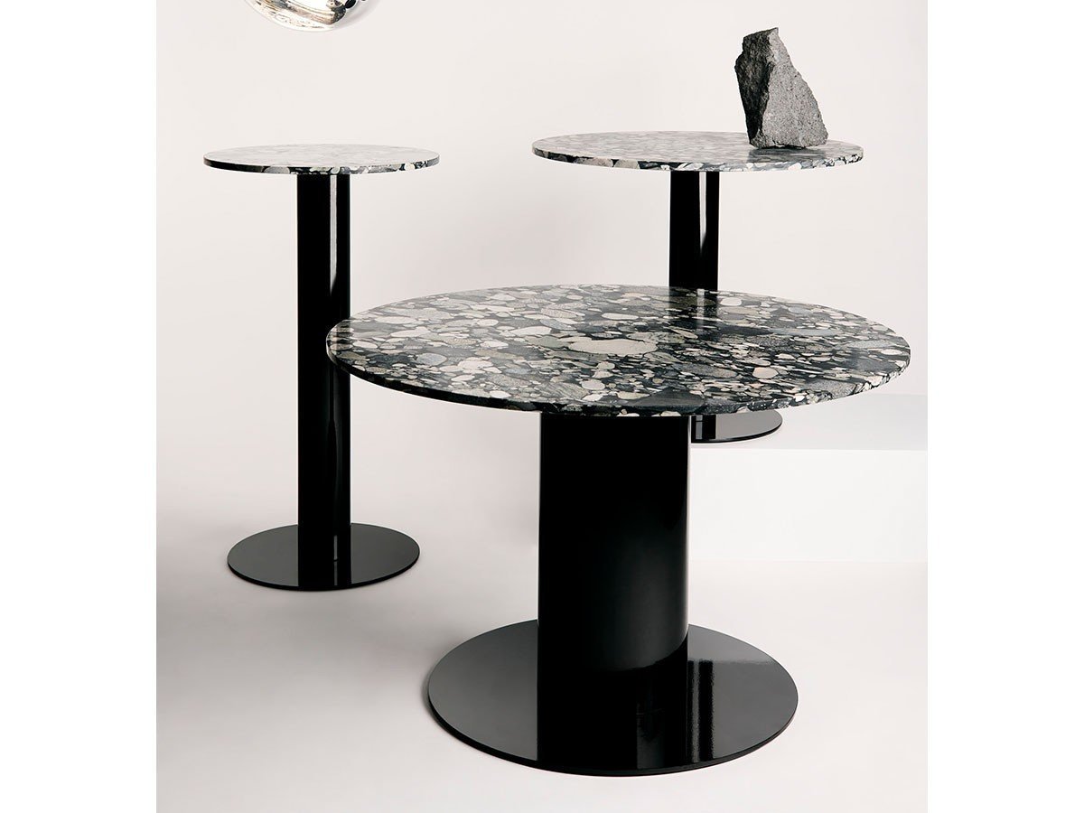 【トム ディクソン/Tom Dixon / GOODS】のTube Wide Base Black + Pebble Marble Top Round 1200 / チューブワイド ベース + ペブルマーブルトップ ラウンド 1200(ブラック脚) 人気、トレンドファッション・服の通販 founy(ファニー) 　エレガント 上品　Elegant　シンプル　Simple　チューブ　Tube　テーブル　Table　フォルム　Form　ラウンド　Round　ワイド　Wide　ホーム・キャンプ・アウトドア・お取り寄せ　Home,Garden,Outdoor,Camping Gear　家具・インテリア　Furniture　テーブル　Table　ダイニングテーブル　Dining Table　other-3|ID: prp329100004021800 ipo3291000000031475976