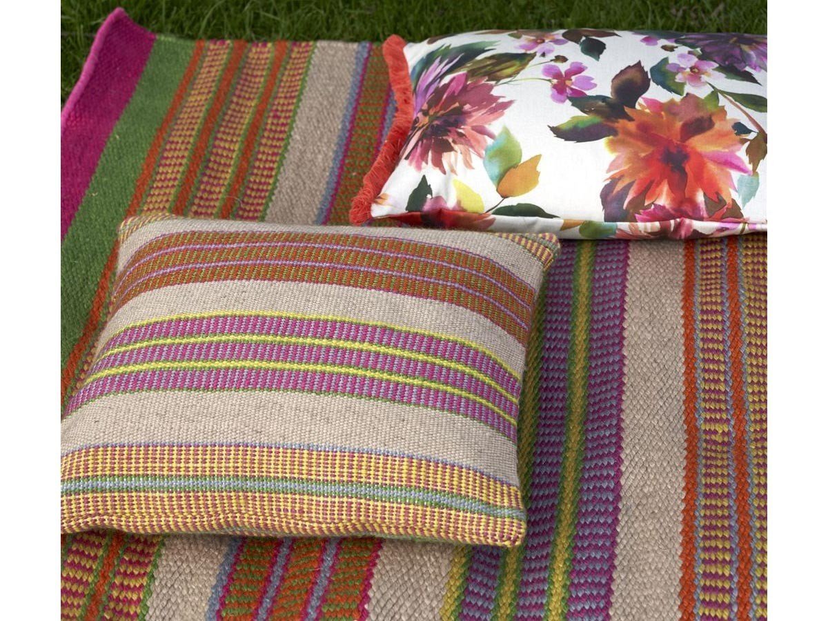 【デザイナーズ ギルド/DESIGNERS GUILD / GOODS】のMahakam Cushion / マハカム クッション 50 × 50cm 人気、トレンドファッション・服の通販 founy(ファニー) 　送料無料　Free Shipping　クッション　Cushion　ストライプ　Stripe　パターン　Pattern　フェザー　Feather　ヴィンテージ　Vintage　ホーム・キャンプ・アウトドア・お取り寄せ　Home,Garden,Outdoor,Camping Gear　家具・インテリア　Home Furniture & Interior. Stylish & Functional Living Spaces　その他 インテリア雑貨、家具　Furniture, Interior, Others　other-5|ID: prp329100004025286 ipo3291000000031475318