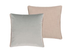 【デザイナーズ ギルド/DESIGNERS GUILD / GOODS】のVelluto Cushion / べルート クッション 50 × 50cm 人気、トレンドファッション・服の通販 founy(ファニー) 送料無料 Free Shipping クッション Cushion, Throw Pillow シンプル Simple, Minimal パターン Pattern, Design Print フェザー Feather, Feather Detail ベルベット Velvet, Velvety リネン Linen, Linen Fabric リバーシブル Reversible, Two-Sided ホーム・キャンプ・アウトドア・お取り寄せ Home Living / Home & Lifestyle / Camping Gear / Outdoor Camping 家具・インテリア Home Furniture & Interior. Stylish & Functional Living Spaces その他 インテリア雑貨、家具 Home Decor & Furniture Extras |ID:prp329100004025294