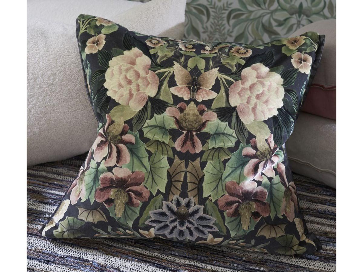 【デザイナーズ ギルド/DESIGNERS GUILD / GOODS】のIkebana Damask Velvet Cushion / イケバナ ダマスク ベルベット クッション 55 × 55cm 人気、トレンドファッション・服の通販 founy(ファニー) 　送料無料　Free Shipping　クッション　Cushion, Throw Pillow　ストライプ　Stripe, Striped Pattern　パターン　Pattern, Design Print　フェザー　Feather, Feather Detail　プリント　Print, Printed Pattern　ベルベット　Velvet, Velvety　ホーム・キャンプ・アウトドア・お取り寄せ　Home Living / Home & Lifestyle / Camping Gear / Outdoor Camping　家具・インテリア　Home Furniture & Interior. Stylish & Functional Living Spaces　その他 インテリア雑貨、家具　Home Decor & Furniture Extras　other-5|ID: prp329100004025305 ipo3291000000031475346