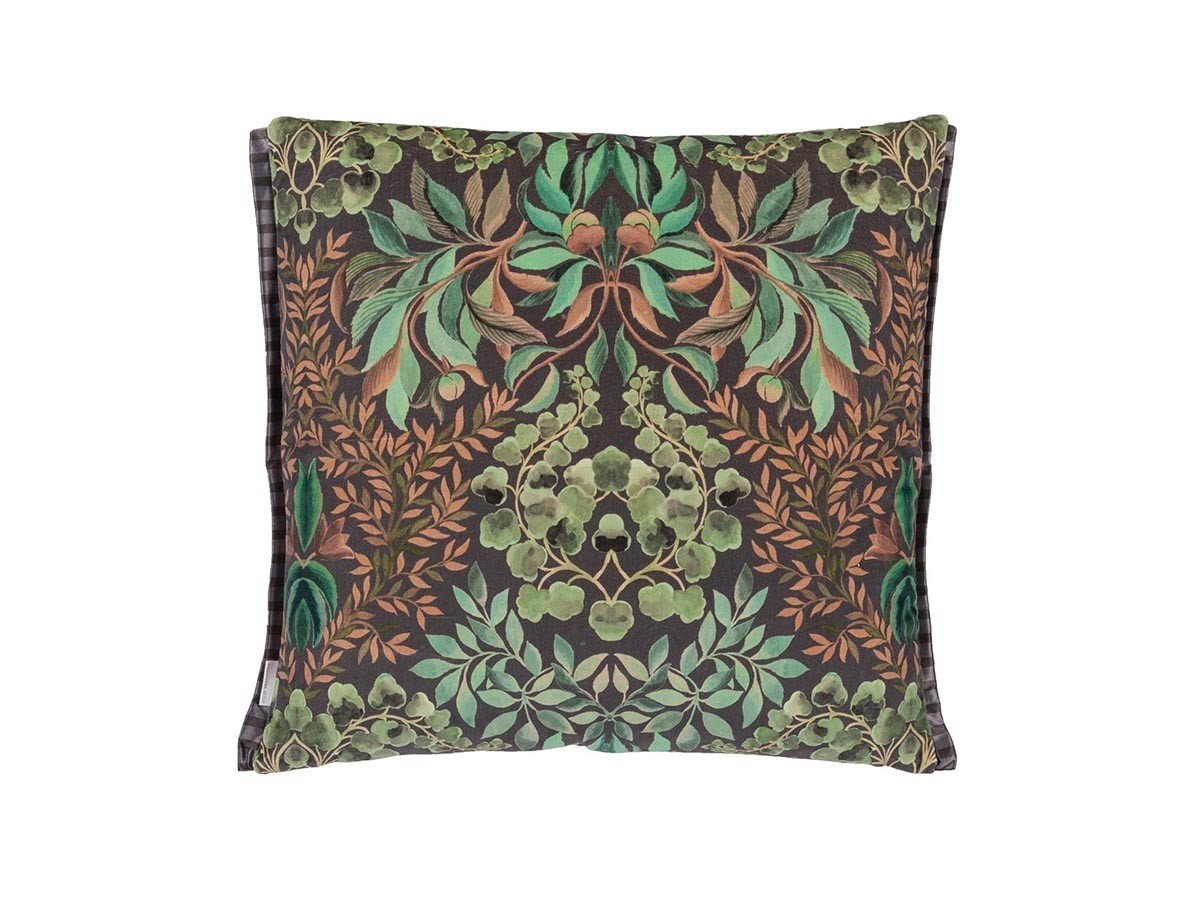 【デザイナーズ ギルド/DESIGNERS GUILD / GOODS】のIkebana Damask Velvet Cushion / イケバナ ダマスク ベルベット クッション 55 × 55cm インテリア・キッズ・メンズ・レディースファッション・服の通販 founy(ファニー) 　送料無料　Free Shipping　クッション　Cushion, Throw Pillow　ストライプ　Stripe, Striped Pattern　パターン　Pattern, Design Print　フェザー　Feather, Feather Detail　プリント　Print, Printed Pattern　ベルベット　Velvet, Velvety　ホーム・キャンプ・アウトドア・お取り寄せ　Home Living / Home & Lifestyle / Camping Gear / Outdoor Camping　家具・インテリア　Home Furniture & Interior. Stylish & Functional Living Spaces　その他 インテリア雑貨、家具　Home Decor & Furniture Extras　グラファイト(裏面)|ID: prp329100004025305 ipo3291000000035326041