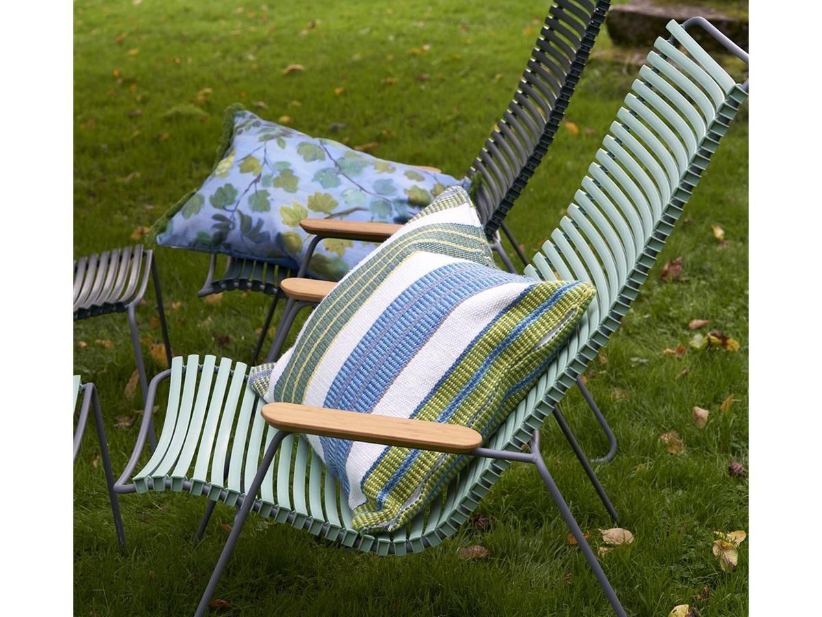 【デザイナーズ ギルド/DESIGNERS GUILD / GOODS】のGiardino Segreto Cushion / ジャルディーノ セグレト クッション 60 × 45cm(コーンフラワー) 人気、トレンドファッション・服の通販 founy(ファニー) 　送料無料　Free Shipping　アクリル　Acrylic　クッション　Cushion　グラス　Glass　グラデーション　Gradation　パターン　Pattern　フェザー　Feather　フラワー　Flower　フリンジ　Fringe　プリント　Print　ホーム・キャンプ・アウトドア・お取り寄せ　Home,Garden,Outdoor,Camping Gear　家具・インテリア　Home Furniture & Interior. Stylish & Functional Living Spaces　その他 インテリア雑貨、家具　Furniture, Interior, Others　other-3|ID: prp329100004025309 ipo3291000000031475354