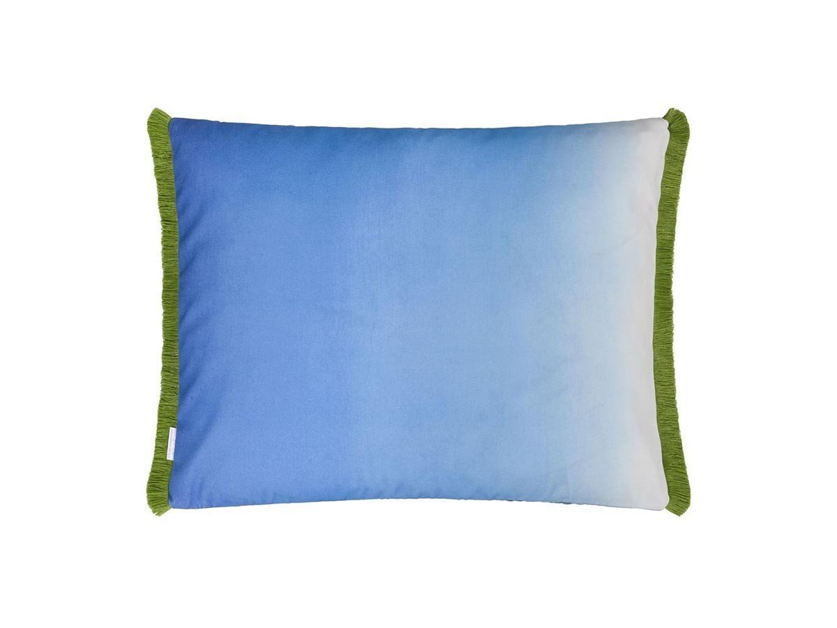 【デザイナーズ ギルド/DESIGNERS GUILD / GOODS】のGiardino Segreto Cushion / ジャルディーノ セグレト クッション 60 × 45cm(コーンフラワー) 人気、トレンドファッション・服の通販 founy(ファニー) 　送料無料　Free Shipping　アクリル　Acrylic　クッション　Cushion　グラス　Glass　グラデーション　Gradation　パターン　Pattern　フェザー　Feather　フラワー　Flower　フリンジ　Fringe　プリント　Print　ホーム・キャンプ・アウトドア・お取り寄せ　Home,Garden,Outdoor,Camping Gear　家具・インテリア　Home Furniture & Interior. Stylish & Functional Living Spaces　その他 インテリア雑貨、家具　Furniture, Interior, Others　other-5|ID: prp329100004025309 ipo3291000000031475356