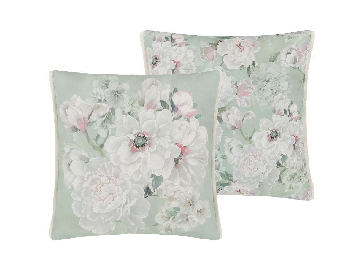 【デザイナーズ ギルド/DESIGNERS GUILD / GOODS】のFleur Blanche Cushion / フルール ブランシュ クッション 50 × 50cm 人気、トレンドファッション・服の通販 founy(ファニー) 　送料無料　Free Shipping　クッション　Cushion, Throw Pillow　トリミング　Trimming, Decorative Edge　パターン　Pattern, Design Print　フェザー　Feather, Feather Detail　プリント　Print, Printed Pattern　ホーム・キャンプ・アウトドア・お取り寄せ　Home Living / Home & Lifestyle / Camping Gear / Outdoor Camping　家具・インテリア　Home Furniture & Interior. Stylish & Functional Living Spaces　その他 インテリア雑貨、家具　Home Decor & Furniture Extras　 other-1|ID: prp329100004025316 ipo3291000000035326076