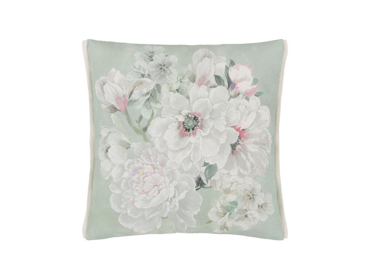 【デザイナーズ ギルド/DESIGNERS GUILD / GOODS】のFleur Blanche Cushion / フルール ブランシュ クッション 50 × 50cm インテリア・キッズ・メンズ・レディースファッション・服の通販 founy(ファニー) 　送料無料　Free Shipping　クッション　Cushion, Throw Pillow　トリミング　Trimming, Decorative Edge　パターン　Pattern, Design Print　フェザー　Feather, Feather Detail　プリント　Print, Printed Pattern　ホーム・キャンプ・アウトドア・お取り寄せ　Home Living / Home & Lifestyle / Camping Gear / Outdoor Camping　家具・インテリア　Home Furniture & Interior. Stylish & Functional Living Spaces　その他 インテリア雑貨、家具　Home Decor & Furniture Extras　オウ ド ニル(表面)|ID: prp329100004025316 ipo3291000000035326078
