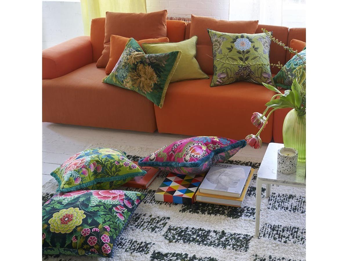 【デザイナーズ ギルド/DESIGNERS GUILD / GOODS】のBrocart Decoratif Velours Cushion / ブロケード デコラティヴ ヴェロア クッション 55 × 55cm 人気、トレンドファッション・服の通販 founy(ファニー) 　送料無料　Free Shipping　クッション　Cushion, Throw Pillow　ストライプ　Stripe, Striped Pattern　タフタ　Taffeta, Structured Fabric　パターン　Pattern, Design Print　フェザー　Feather, Feather Detail　プリント　Print, Printed Pattern　ベルベット　Velvet, Velvety　人気　Popular, Best Seller　ホーム・キャンプ・アウトドア・お取り寄せ　Home Living / Home & Lifestyle / Camping Gear / Outdoor Camping　家具・インテリア　Home Furniture & Interior. Stylish & Functional Living Spaces　その他 インテリア雑貨、家具　Home Decor & Furniture Extras　other-3|ID: prp329100004025340 ipo3291000000031475438