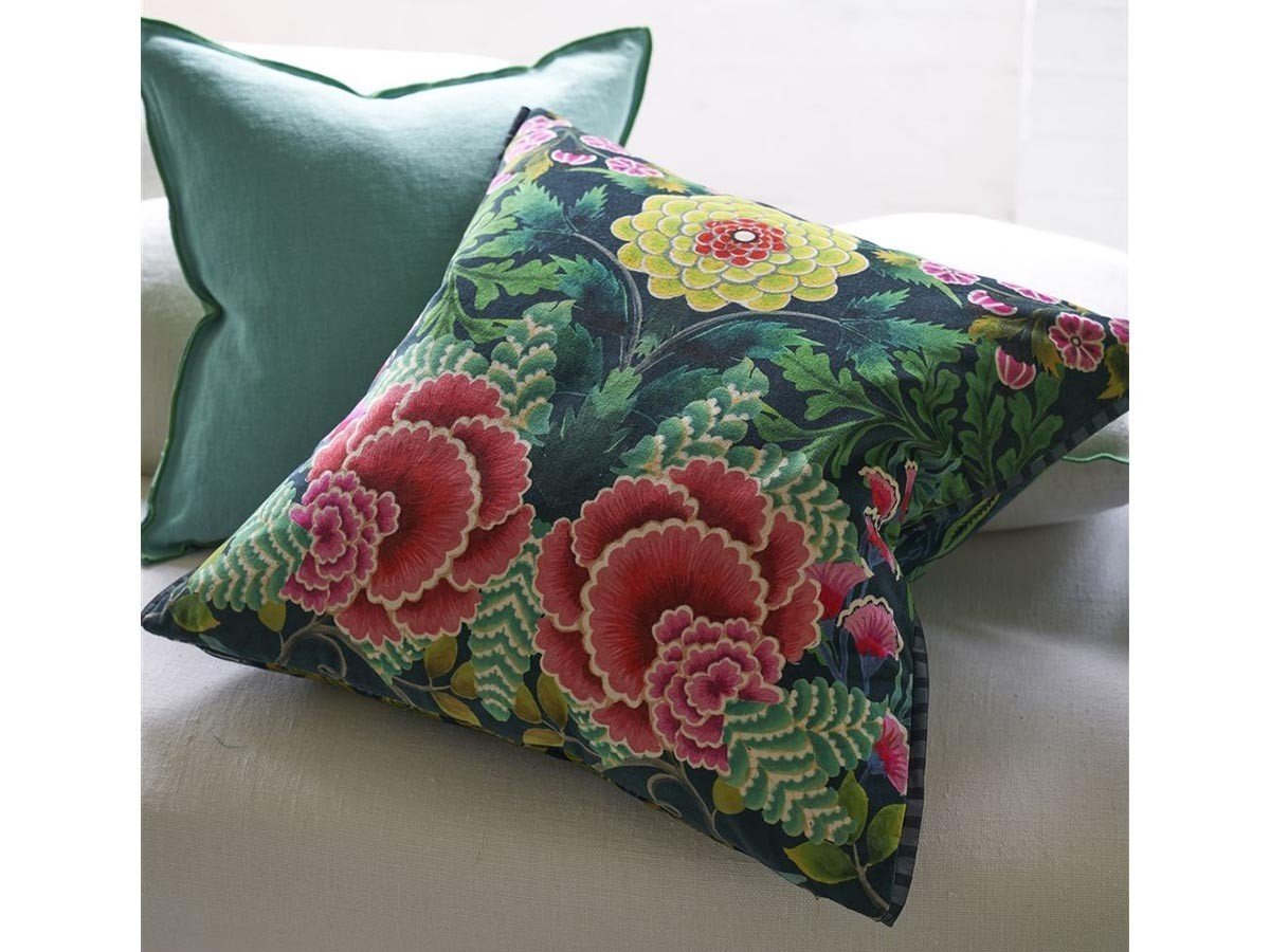 【デザイナーズ ギルド/DESIGNERS GUILD / GOODS】のBrocart Decoratif Velours Cushion / ブロケード デコラティヴ ヴェロア クッション 55 × 55cm 人気、トレンドファッション・服の通販 founy(ファニー) 　送料無料　Free Shipping　クッション　Cushion, Throw Pillow　ストライプ　Stripe, Striped Pattern　タフタ　Taffeta, Structured Fabric　パターン　Pattern, Design Print　フェザー　Feather, Feather Detail　プリント　Print, Printed Pattern　ベルベット　Velvet, Velvety　人気　Popular, Best Seller　ホーム・キャンプ・アウトドア・お取り寄せ　Home Living / Home & Lifestyle / Camping Gear / Outdoor Camping　家具・インテリア　Home Furniture & Interior. Stylish & Functional Living Spaces　その他 インテリア雑貨、家具　Home Decor & Furniture Extras　other-6|ID: prp329100004025340 ipo3291000000031475441