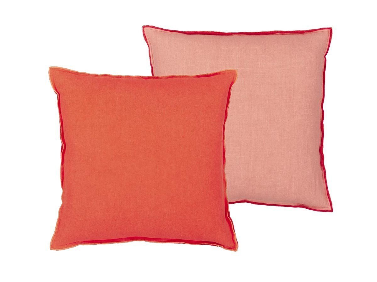 【デザイナーズ ギルド/DESIGNERS GUILD / GOODS】のBrera Lino Cushion / ブレラ リノ クッション 43 × 43cm インテリア・キッズ・メンズ・レディースファッション・服の通販 founy(ファニー) 　送料無料　Free Shipping　クッション　Cushion, Throw Pillow　パターン　Pattern, Design Print　フェザー　Feather, Feather Detail　リネン　Linen, Linen Fabric　ホーム・キャンプ・アウトドア・お取り寄せ　Home Living / Home & Lifestyle / Camping Gear / Outdoor Camping　家具・インテリア　Home Furniture & Interior. Stylish & Functional Living Spaces　その他 インテリア雑貨、家具　Home Decor & Furniture Extras　ナスタチューム & パパイヤ|ID: prp329100004025344 ipo3291000000035326200