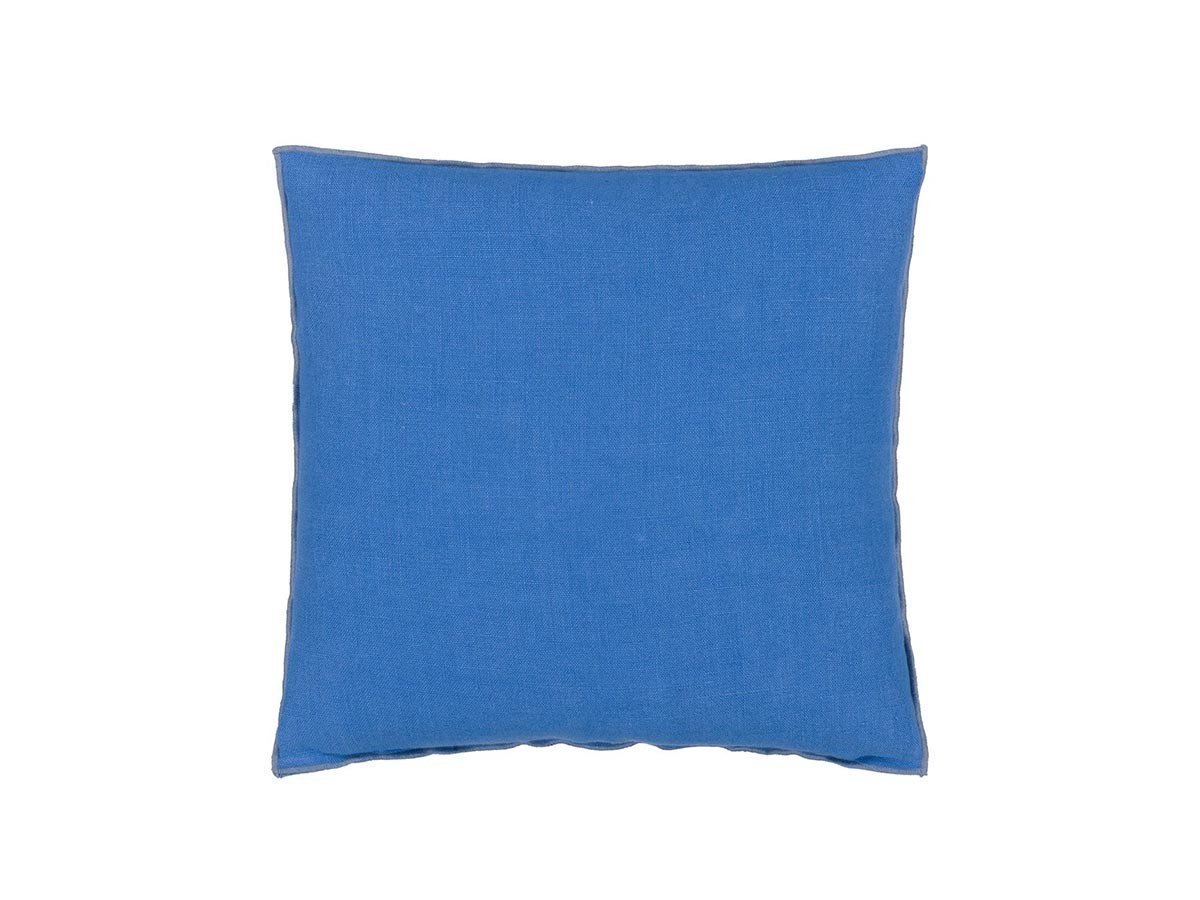 【デザイナーズ ギルド/DESIGNERS GUILD / GOODS】のBrera Lino Cushion / ブレラ リノ クッション 43 × 43cm インテリア・キッズ・メンズ・レディースファッション・服の通販 founy(ファニー) 　送料無料　Free Shipping　クッション　Cushion, Throw Pillow　パターン　Pattern, Design Print　フェザー　Feather, Feather Detail　リネン　Linen, Linen Fabric　ホーム・キャンプ・アウトドア・お取り寄せ　Home Living / Home & Lifestyle / Camping Gear / Outdoor Camping　家具・インテリア　Home Furniture & Interior. Stylish & Functional Living Spaces　その他 インテリア雑貨、家具　Home Decor & Furniture Extras　コーンフラワー & ラピス(表面)|ID: prp329100004025344 ipo3291000000035326207
