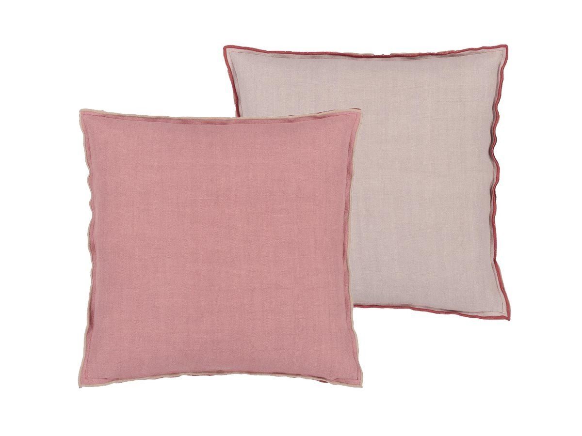 【デザイナーズ ギルド/DESIGNERS GUILD / GOODS】のBrera Lino Cushion / ブレラ リノ クッション 43 × 43cm インテリア・キッズ・メンズ・レディースファッション・服の通販 founy(ファニー) 　送料無料　Free Shipping　クッション　Cushion, Throw Pillow　パターン　Pattern, Design Print　フェザー　Feather, Feather Detail　リネン　Linen, Linen Fabric　ホーム・キャンプ・アウトドア・お取り寄せ　Home Living / Home & Lifestyle / Camping Gear / Outdoor Camping　家具・インテリア　Home Furniture & Interior. Stylish & Functional Living Spaces　その他 インテリア雑貨、家具　Home Decor & Furniture Extras　ダマスクローズ & トラバーチン|ID: prp329100004025344 ipo3291000000035326242