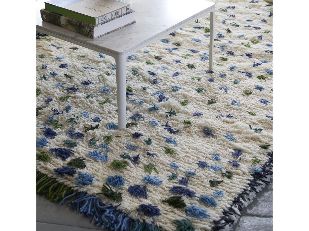 【デザイナーズ ギルド/DESIGNERS GUILD / GOODS】のValais Rug / ヴァレ ラグ(コバルト) 人気、トレンドファッション・服の通販 founy(ファニー) 　インディゴ　Indigo　パターン　Pattern　ホーム・キャンプ・アウトドア・お取り寄せ　Home,Garden,Outdoor,Camping Gear　家具・インテリア　Home Furniture & Interior. Stylish & Functional Living Spaces　その他 インテリア雑貨、家具　Furniture, Interior, Others　other-3|ID: prp329100004025370 ipo3291000000031475533