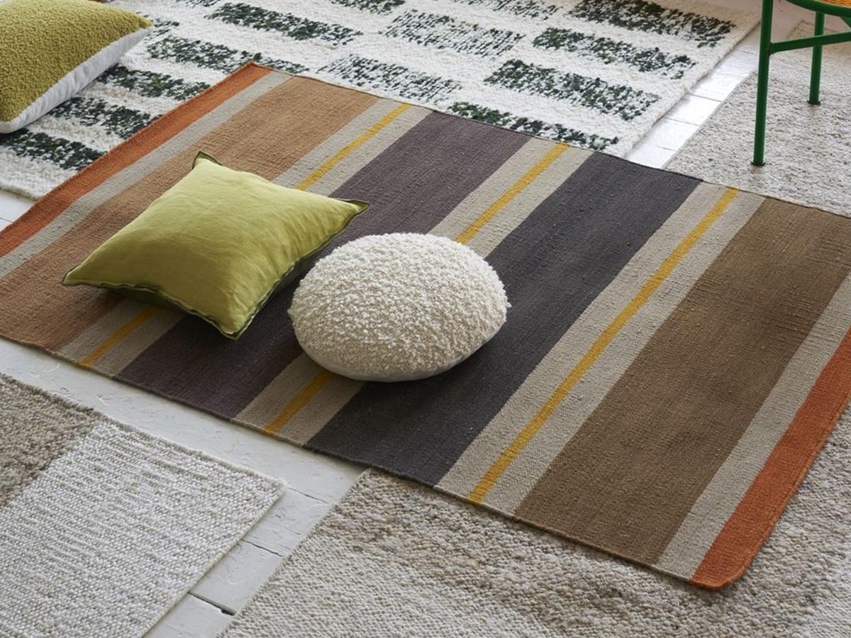 【デザイナーズ ギルド/DESIGNERS GUILD / GOODS】のBenares Rug / ベナレス ラグ 人気、トレンドファッション・服の通販 founy(ファニー) 　送料無料　Free Shipping　ストライプ　Stripe　パターン　Pattern　ホーム・キャンプ・アウトドア・お取り寄せ　Home,Garden,Outdoor,Camping Gear　家具・インテリア　Home Furniture & Interior. Stylish & Functional Living Spaces　その他 インテリア雑貨、家具　Furniture, Interior, Others　other-6|ID: prp329100004025371 ipo3291000000031475541