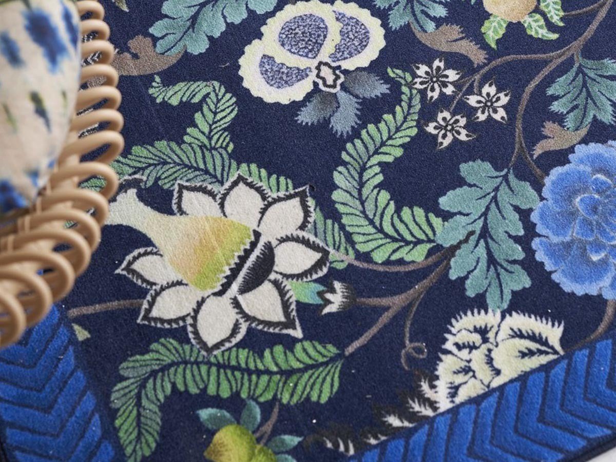 【デザイナーズ ギルド/DESIGNERS GUILD / GOODS】のBrocart Decoratif Rug / ブロケード デコラティヴ ラグ(インディゴ) 人気、トレンドファッション・服の通販 founy(ファニー) 　送料無料　Free Shipping　インディゴ　Indigo　パターン　Pattern　フェルト　Felt　プリント　Print　ホーム・キャンプ・アウトドア・お取り寄せ　Home,Garden,Outdoor,Camping Gear　家具・インテリア　Home Furniture & Interior. Stylish & Functional Living Spaces　その他 インテリア雑貨、家具　Furniture, Interior, Others　other-6|ID: prp329100004025374 ipo3291000000031475555