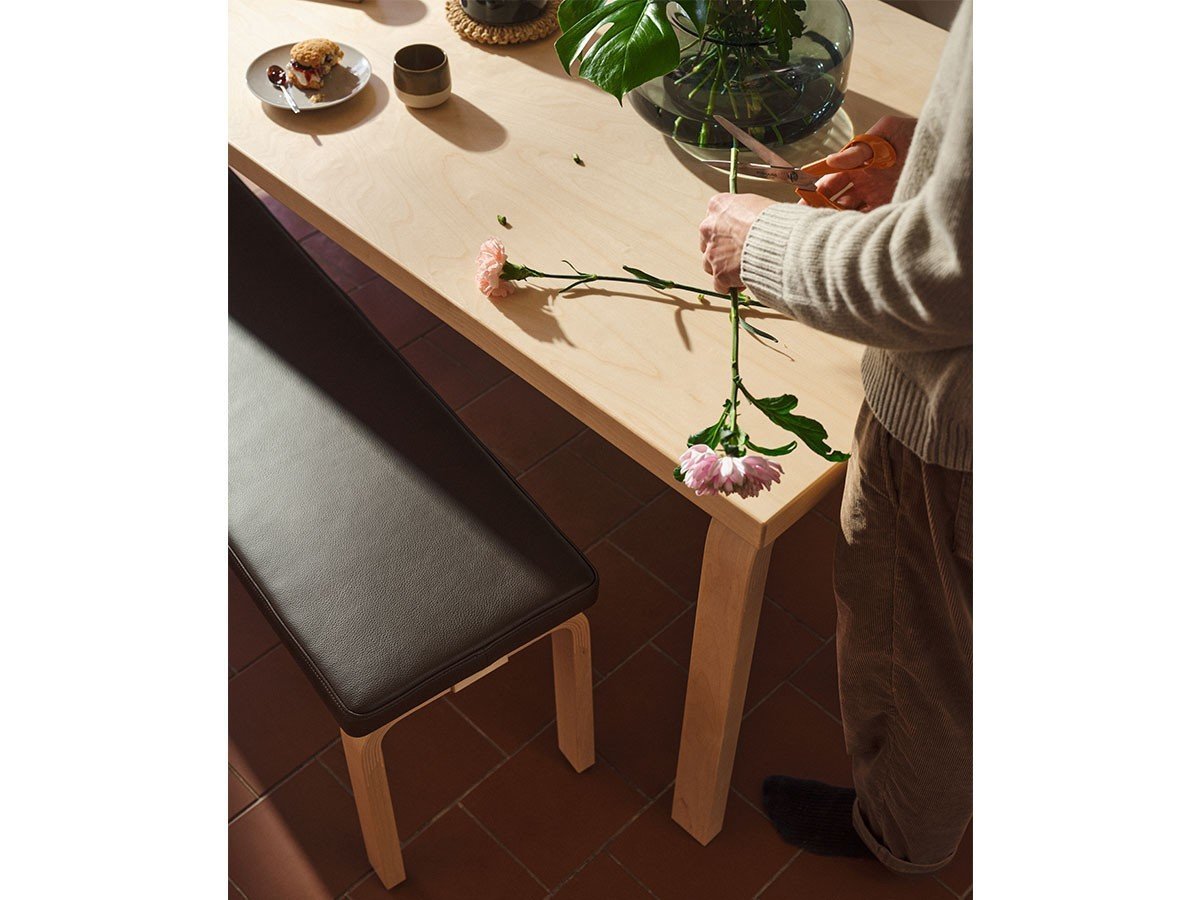 【アルテック/artek / GOODS】のBENCH 168B / ベンチ 168B ソリッド トップ インテリア・キッズ・メンズ・レディースファッション・服の通販 founy(ファニー) 　送料無料　Free Shipping　フラット　Flat, Flat Shoes　ホーム・キャンプ・アウトドア・お取り寄せ　Home Living / Home & Lifestyle / Camping Gear / Outdoor Camping　家具・インテリア　Home Furniture & Interior. Stylish & Functional Living Spaces　チェア・椅子　Seating & Chairs　ダイニングベンチ・玄関ベンチ　Bench & Dining Benches　参考イメージ|ID: prp329100004032541 ipo3291000000030173024