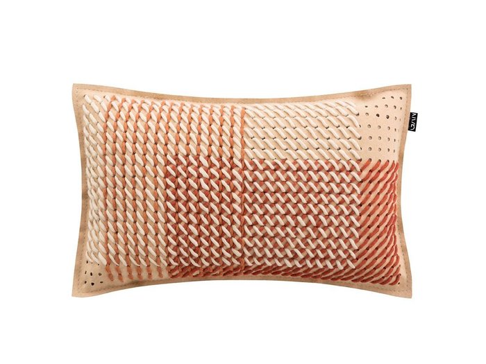 【ガン/GAN / GOODS】のCANEVAS GEO CUSHION / キャンバス ゲオ クッション 61 × 36cm インテリア・キッズ・メンズ・レディースファッション・服の通販 founy(ファニー) https://founy.com/ 送料無料 Free Shipping キャンバス Canvas, Canvas Fabric クッション Cushion, Throw Pillow フェルト Felt, Felt Fabric ホーム・キャンプ・アウトドア・お取り寄せ Home Living / Home & Lifestyle / Camping Gear / Outdoor Camping 家具・インテリア Home Furniture & Interior. Stylish & Functional Living Spaces その他 インテリア雑貨、家具 Home Decor & Furniture Extras |ID: prp329100004038657 ipo3291000000035326359