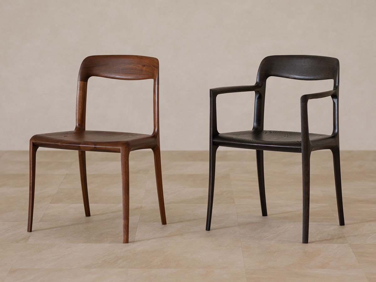 【フライミー ジャパン スタイル/FLYMEe Japan-Style / GOODS】のDINING CHAIR / ダイニングチェア #117115 インテリア・キッズ・メンズ・レディースファッション・服の通販 founy(ファニー) 　送料無料　Free Shipping　フォルム　Silhouette, Form　軽量　Lightweight, Ultra Light　ホーム・キャンプ・アウトドア・お取り寄せ　Home Living / Home & Lifestyle / Camping Gear / Outdoor Camping　家具・インテリア　Home Furniture & Interior. Stylish & Functional Living Spaces　チェア・椅子　Seating & Chairs　ダイニングチェア・木製チェア　Dining Chairs　左:本商品(ウォールナット)、右:同シリーズの「アームチェア(ダークグレー)」|ID: prp329100004045099 ipo3291000000034104484