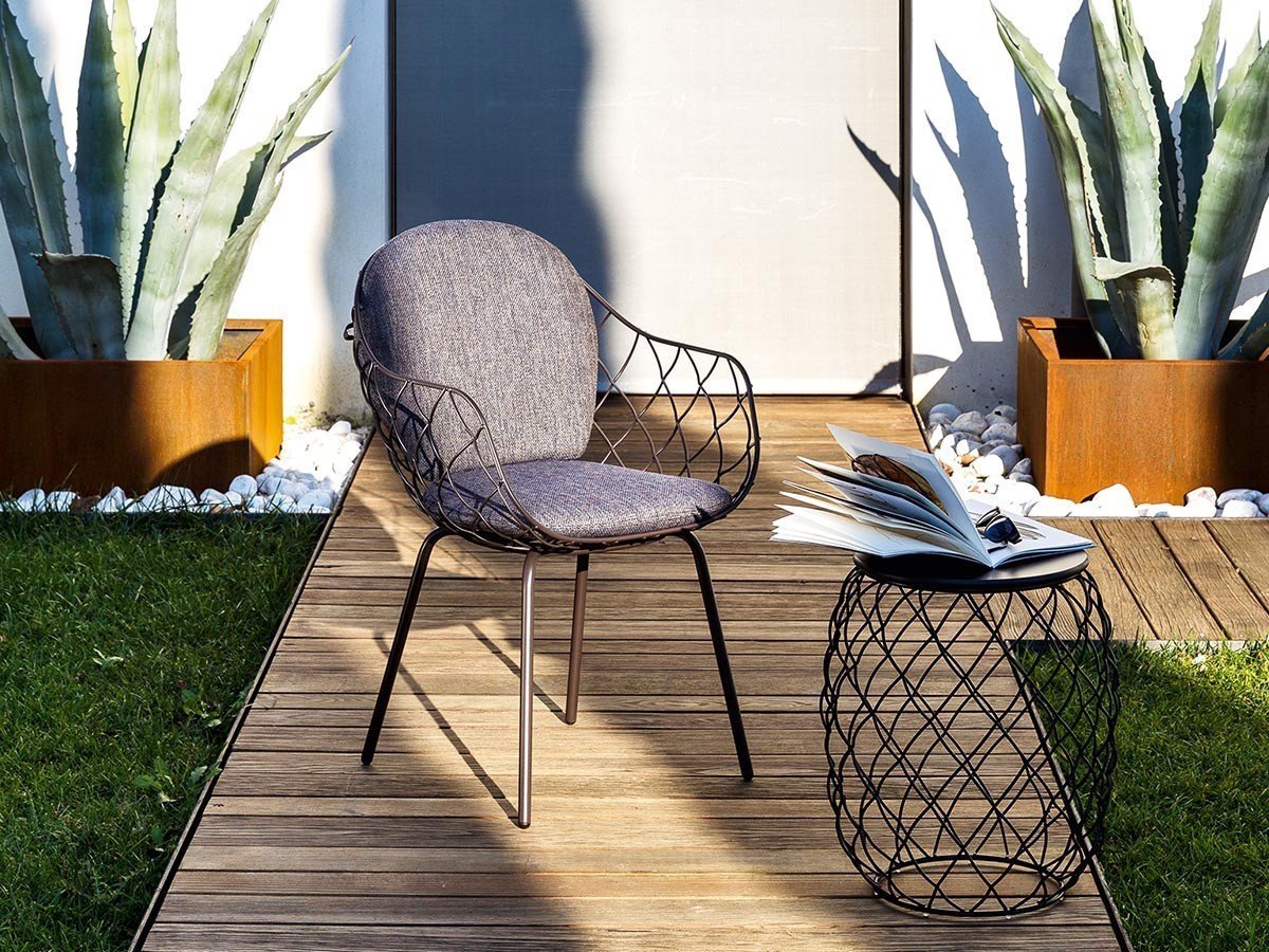 【マジス/MAGIS / GOODS】のPINA / ピーニャ アームチェア ファブリック スクエアクッション × ナチュラル脚(トリラナコジマ) インテリア・キッズ・メンズ・レディースファッション・服の通販 founy(ファニー) アンティーク Antique-Inspired クッション Cushion, Throw Pillow スクエア Square, Square Shape ファブリック Fabric, Textile フィット Fit, Slim Fit フレーム Frame, Outline ワイヤー Wire, Wired Bra 送料無料 Free Shipping ホーム・キャンプ・アウトドア・お取り寄せ Home Living / Home & Lifestyle / Camping Gear / Outdoor Camping 家具・インテリア Home Furniture & Interior. Stylish & Functional Living Spaces チェア・椅子 Seating & Chairs ダイニングチェア・木製チェア Dining Chairs ホーム・キャンプ・アウトドア・お取り寄せ Home Living / Home & Lifestyle / Camping Gear / Outdoor Camping 家具・インテリア Home Furniture & Interior. Stylish & Functional Living Spaces チェア・椅子 Seating & Chairs アームチェア・アクセントチェア Armchairs & Accent Chairs 参考イメージ|ID: prp329100004054821 ipo3291000000034707136