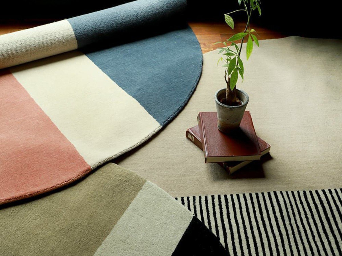【アデペシュ/a.depeche / GOODS】のpell wool rug circle unnis / ペル ウールラグ サークル ウンニース 人気、トレンドファッション・服の通販 founy(ファニー) 　クッション　Cushion　サークル　Circle　ハンド　Hand　ホーム・キャンプ・アウトドア・お取り寄せ　Home,Garden,Outdoor,Camping Gear　家具・インテリア　Furniture　その他 インテリア雑貨、家具　Furniture, Interior, Others　other-6|ID: prp329100004054851 ipo3291000000031473402