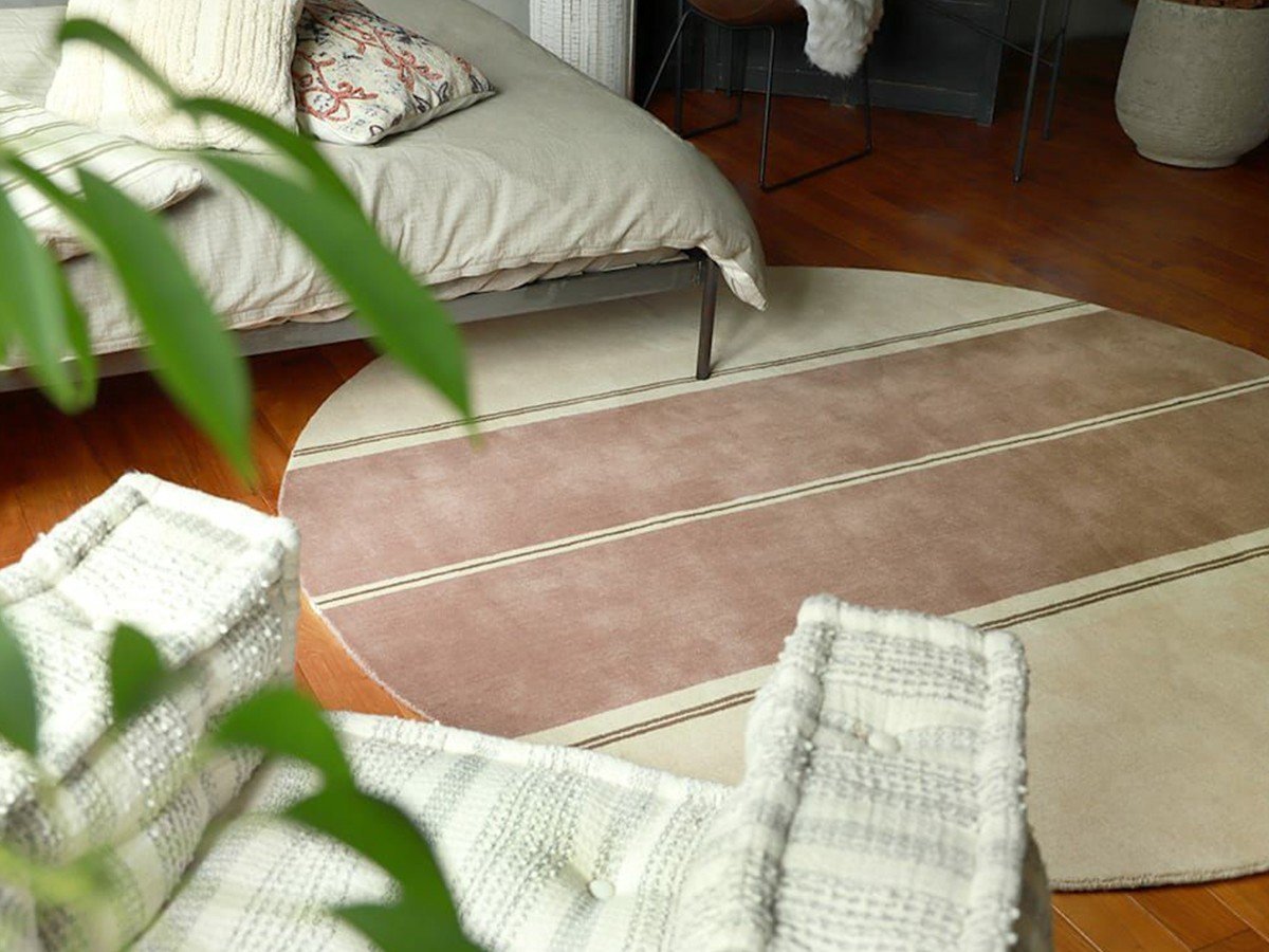 【アデペシュ/a.depeche / GOODS】のpell wool rug circle ikkis / ペル ウールラグ サークル イッキース 人気、トレンドファッション・服の通販 founy(ファニー) 　クッション　Cushion　サークル　Circle　ハンド　Hand　ホーム・キャンプ・アウトドア・お取り寄せ　Home,Garden,Outdoor,Camping Gear　家具・インテリア　Furniture　その他 インテリア雑貨、家具　Furniture, Interior, Others　other-3|ID: prp329100004054855 ipo3291000000031473411