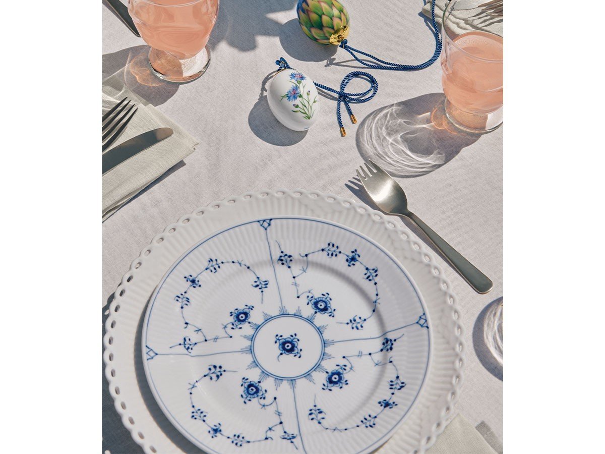 【ロイヤル コペンハーゲン/Royal Copenhagen / GOODS】のWhite Fluted Full Lace Plate 27 / ホワイトフルーテッド フルレース プレート 27cm 人気、トレンドファッション・服の通販 founy(ファニー) 送料無料 Free Shipping エレガント 上品 Elegant センター Center, Center Line テーブル Table, Dining Table プレート Plate, Dish レース Lace, Lace Fabric 皿 Plate, Dish other-5|ID: prp329100004058728 ipo3291000000031473229