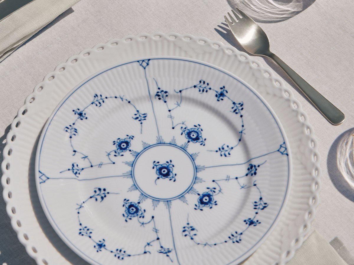 【ロイヤル コペンハーゲン/Royal Copenhagen / GOODS】のWhite Fluted Full Lace Plate 27 / ホワイトフルーテッド フルレース プレート 27cm 人気、トレンドファッション・服の通販 founy(ファニー) 送料無料 Free Shipping エレガント 上品 Elegant センター Center, Center Line テーブル Table, Dining Table プレート Plate, Dish レース Lace, Lace Fabric 皿 Plate, Dish other-6|ID: prp329100004058728 ipo3291000000031473230