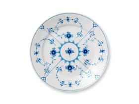 【ロイヤル コペンハーゲン/Royal Copenhagen / GOODS】のBlue Fluted Plain Plate 22 / ブルーフルーテッド プレイン プレート 22cm 人気、トレンドファッション・服の通販 founy(ファニー) 送料無料 Free Shipping エレガント 上品 Elegant コレクション Collection テーブル Table ハンド Hand プレート Plate モチーフ Motif 皿 Dish |ID:prp329100004058734